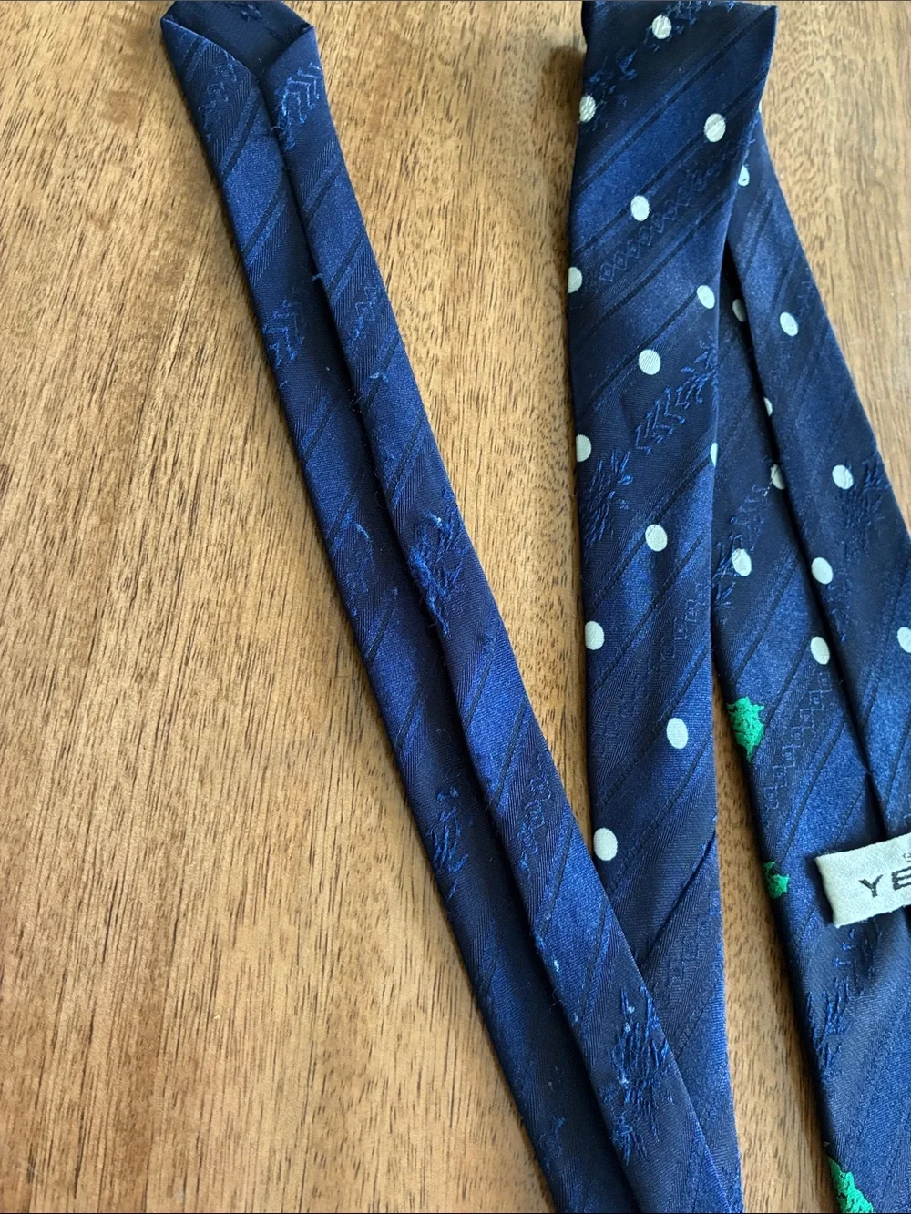 Vintage YES Golf Necktie Novelty Golfer Tree Golf Clubs Navy Blue Tie Korea